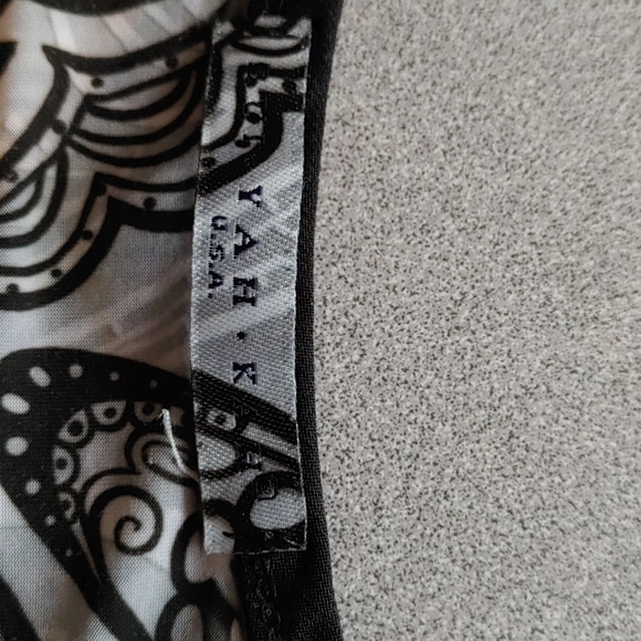 DONATED Slinky Tribal Sublimation Dress in medium - Picture 5 of 5